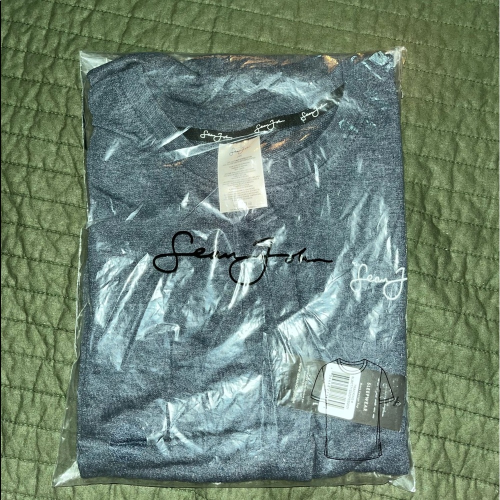 Sean John shirts Size L Brand new